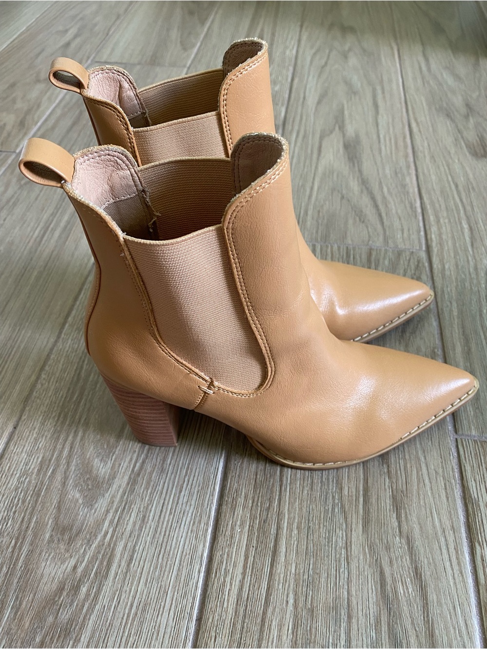 Vici ankle bootie
